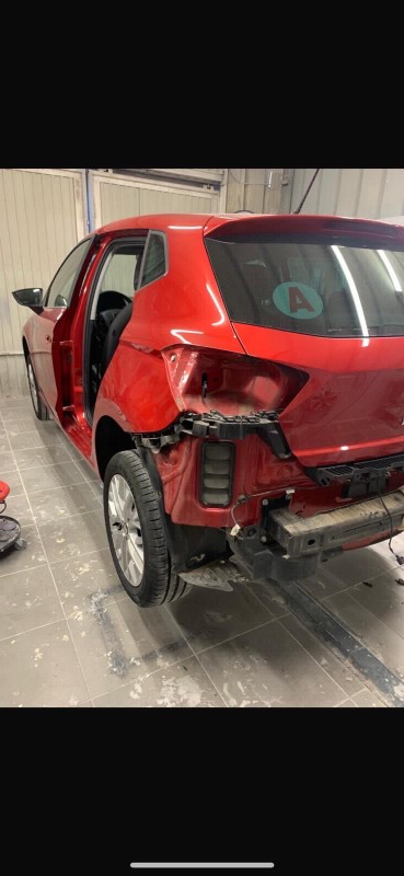 Carrosserie agréée toutes assurances – Franchise offerte – Prêt de véhicule | 13008