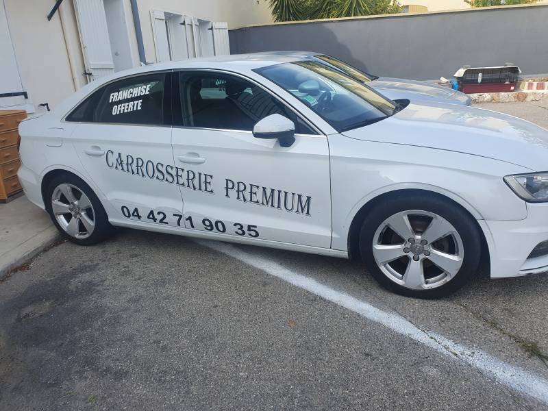 AUDI , véhicule de prêt