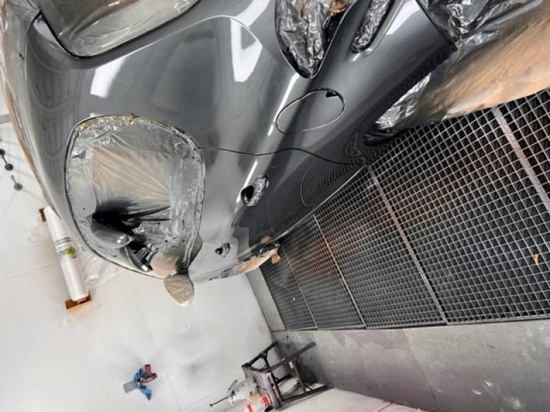 Franchise offerte et véhicule de prêt carrosserie premium 13012 Marseille