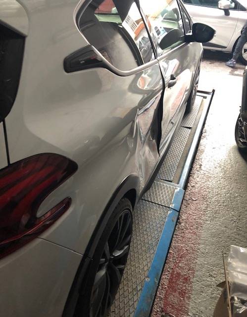 208 GTI franchise offerte saint Bernarde 13012 choc stationnement véhicule de prêt