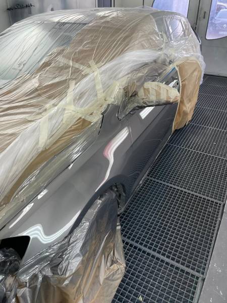 Carrosserie avec franchise offerte et véhicule de prêt carrosserie premium 13012 Marseille