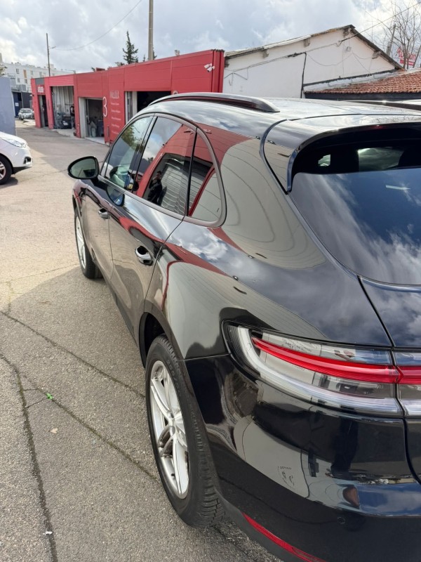 Carrosserie Premium - Franchise offerte - Agréé toutes assurances - Véhicules de prêt - 13260 Cassis