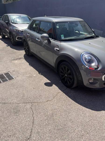Réparation carrosserie sur Mini cooper franchise offerte, carrosserie premium, toute assurance, 13006 Marseille