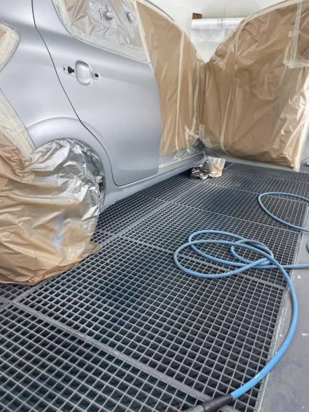 accident de la route ,réparation carrosserie ,franchise offert et véhicule de courtoisie a disposition