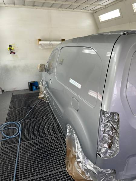 Accident ,carrosserie premium 13090 Aix en Provence  ,franchise offerte, agrée toute assurance