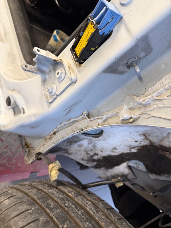 Accident de la route - Franchise offerte , 13011