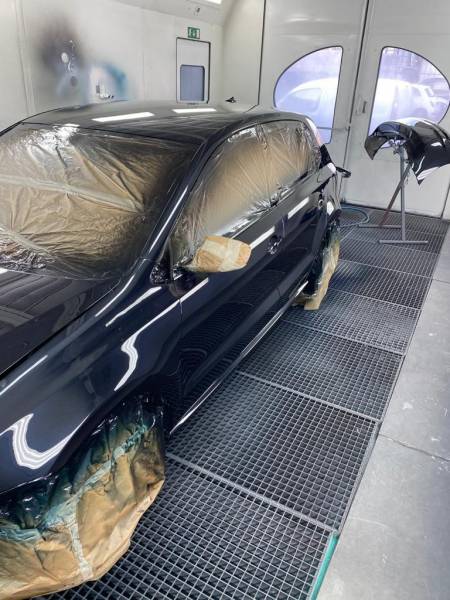 Réparation carrosserie suite à un choc arrière sur BMW avec franchise offerte sur  Marseille