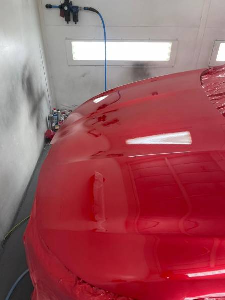 Renault Megane vandaliser, travaux sur carrosserie ,franchise offerte , véhicule de pres a disposition