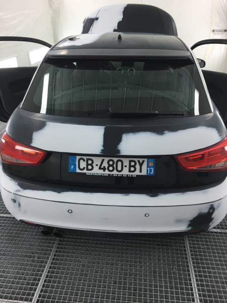 Travaux carrosserie suite vandalisme sur Audi A1 d'un client d'Aix en Provence