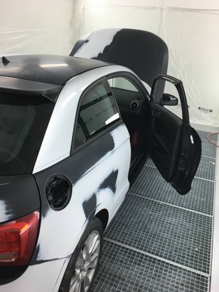 Travaux carrosserie suite vandalisme sur Audi A1 d'un client d'Aix en Provence