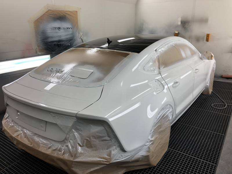 audi a7 accident sur la route