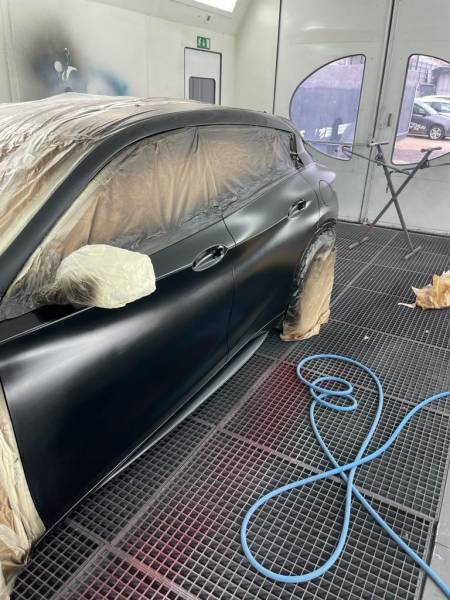 Carrosserie premium ,franchise offerte et aucun avance sur travaux