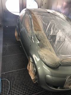 Citroën c1 franchise offerte choc contre un portail