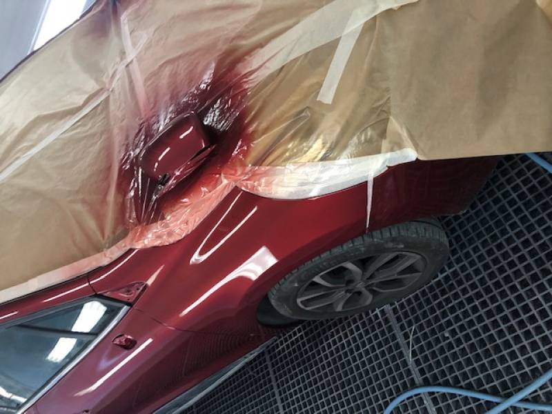 accident choc en stationnement franchise offerte véhicule de prêt 13011