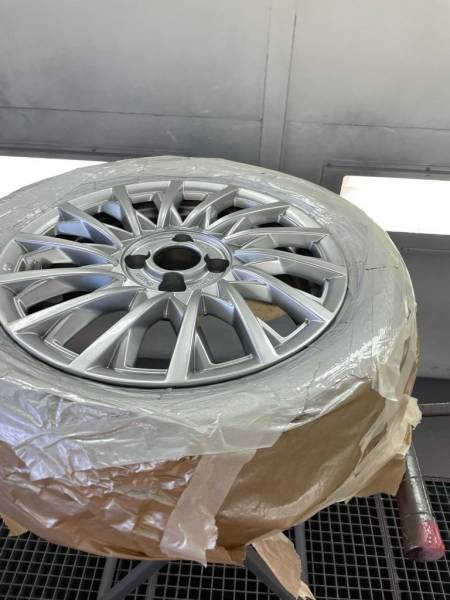 Marseille 13008 ,voiture de prêt a disposition, toutes assurances franchise offerte