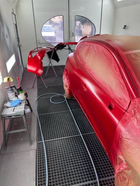 Sinistre, franchise offerte ,peinture tri couches sur la totalité de la carrosserie