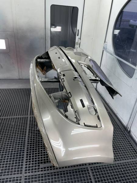 CHOC A L AVANT ,VEHICULE DE COURTOISIE ET FRANCHISE OFFERTE