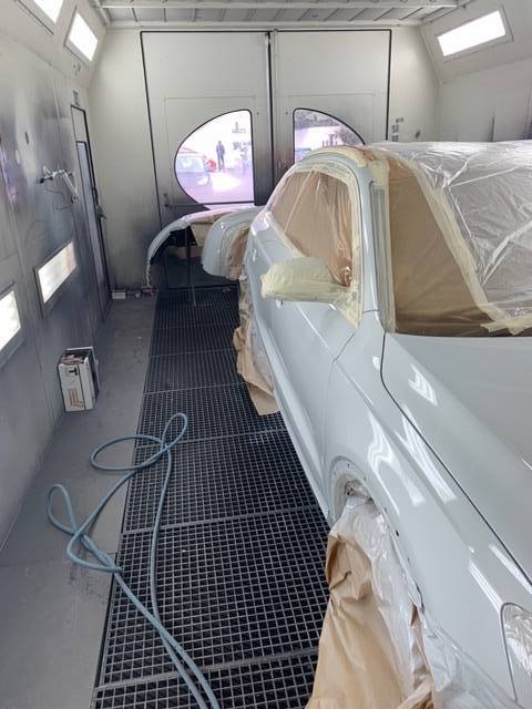 Audi Q3 choc contre un mur franchise offerte véhicule de prêt 13012 Marseille agrée toute assurance